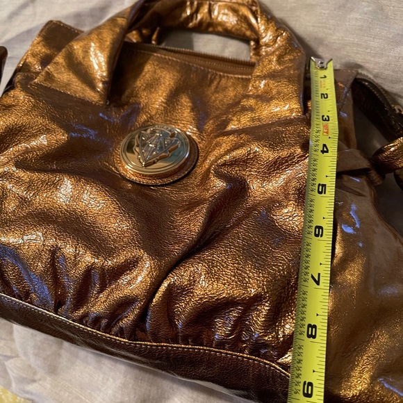 Gucci Handbag - Picture 5 of 9